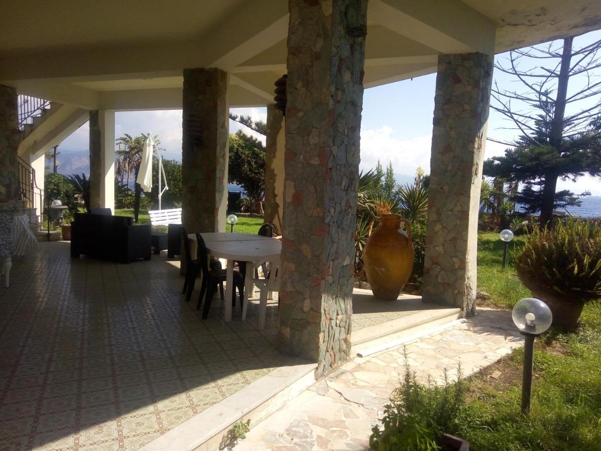 Villa Sullo Stretto Sant'Agata  ภายนอก รูปภาพ